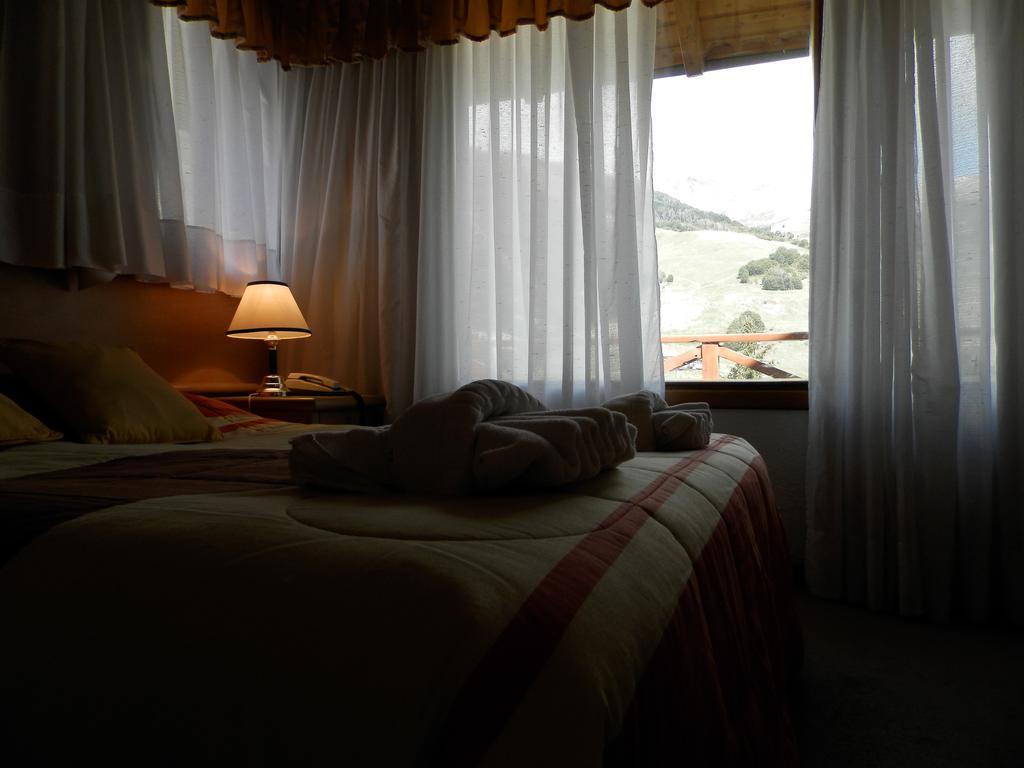 Hotel Punta Condor Cerro Catedral Exterior photo